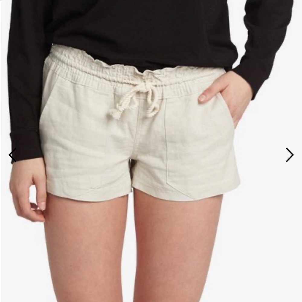 NWT Roxy Oceanside linen shorts